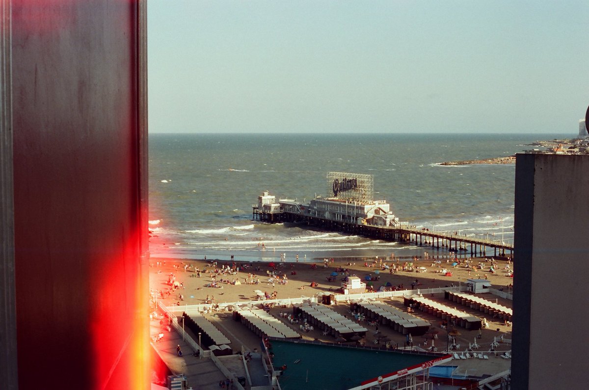 TomasMarre's tweet photo. basta de ia aguante la fotografia analogica y mar del plata https://t.co/cSkK9AOSzf