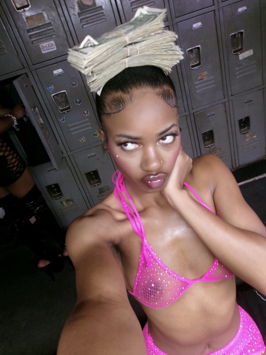 paradiseone4rth's tweet image. pink or black? 💖 #afterhours #atl #chudai #midnightballernia