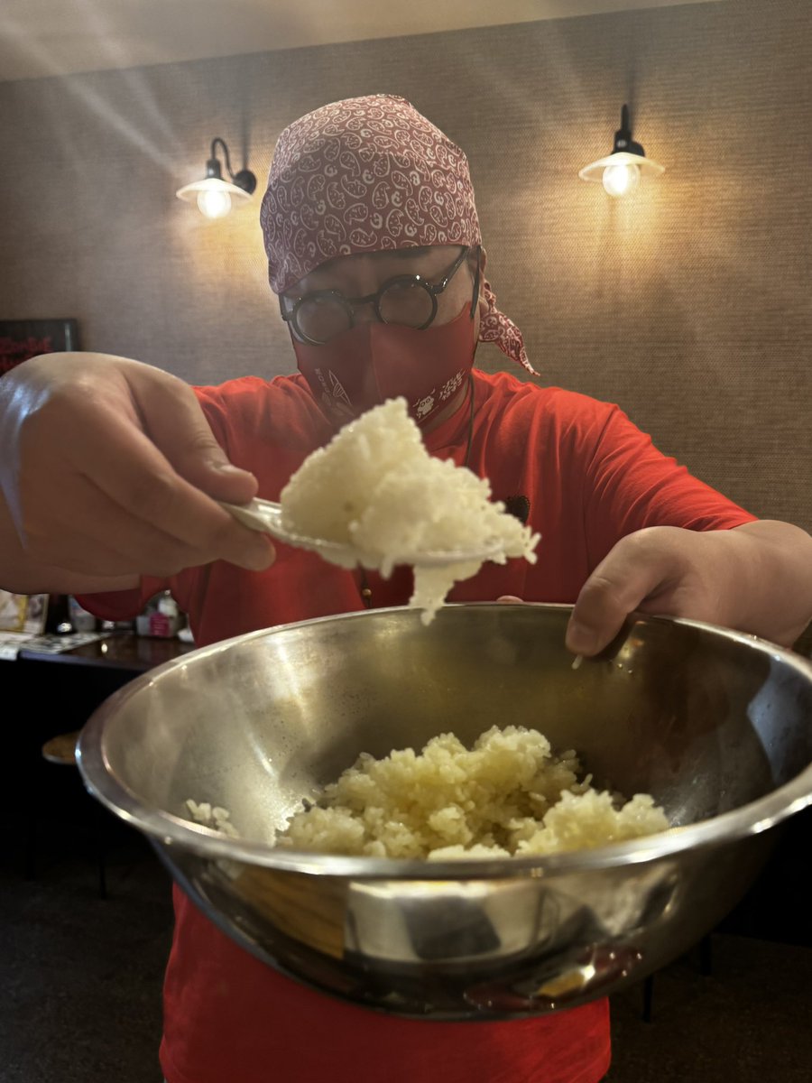 米炊き名人•こやけん <a href="/SUPER_JOERUSH99/">古谷健太(こやけんた)</a> 
本日の鯛ね食らいね <a href="/taitaro_ramen/">鯛ね食らいね｜徳島市 津田•新浜</a> は午後〝こやチャーハン〟ございます！！
