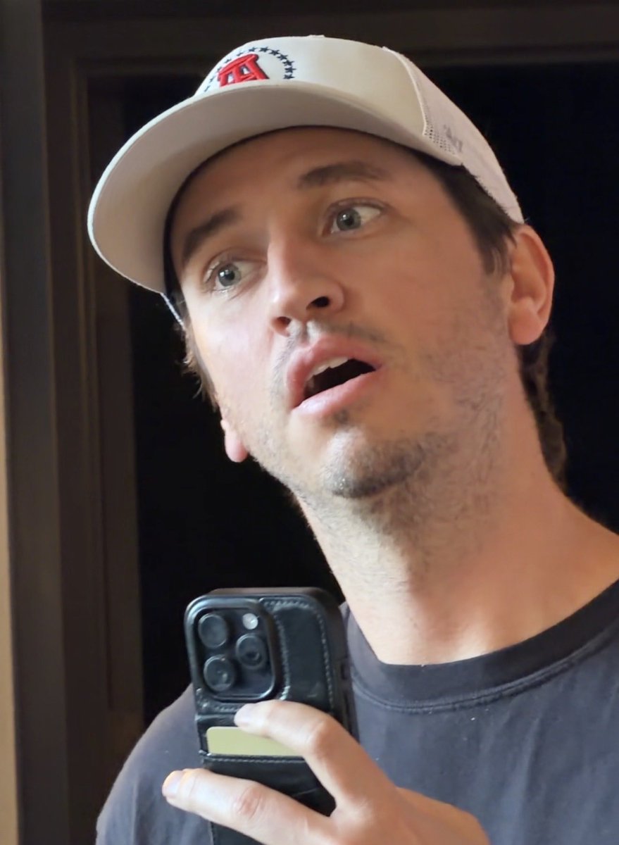 Barstool Spring Break tweet media