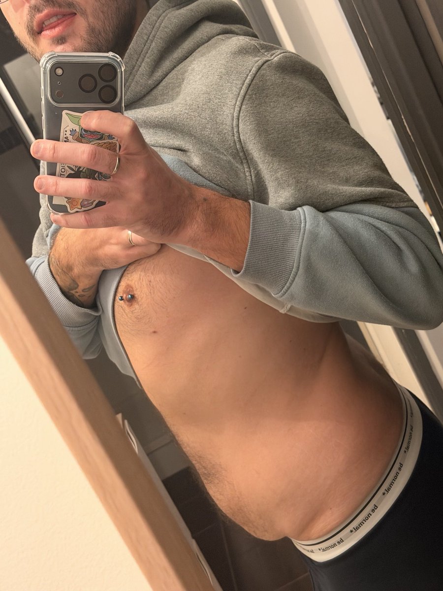 Hades 💀 tweet media