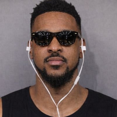 sintzzye's tweet photo. CJ MCCOLLUM, RESPEITEM ESSE NOME SEUS FILHOS DA PUTA!! https://t.co/gBE9OsPI7v