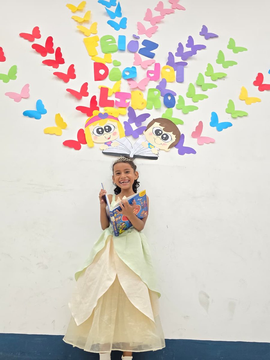 Banguat's tweet photo. 📖✨ Cuentos, aprendizaje y nuevas experiencias marcaron la celebración del #DíaMundialDelLibro en la #BibliotecaDepartamentalBanguat de #Cuilapa, Santa Rosa donde estudiantes también conocieron las instalaciones y la oferta de talleres. #BanguatEduca https://t.co/3Yy7jlFiLR