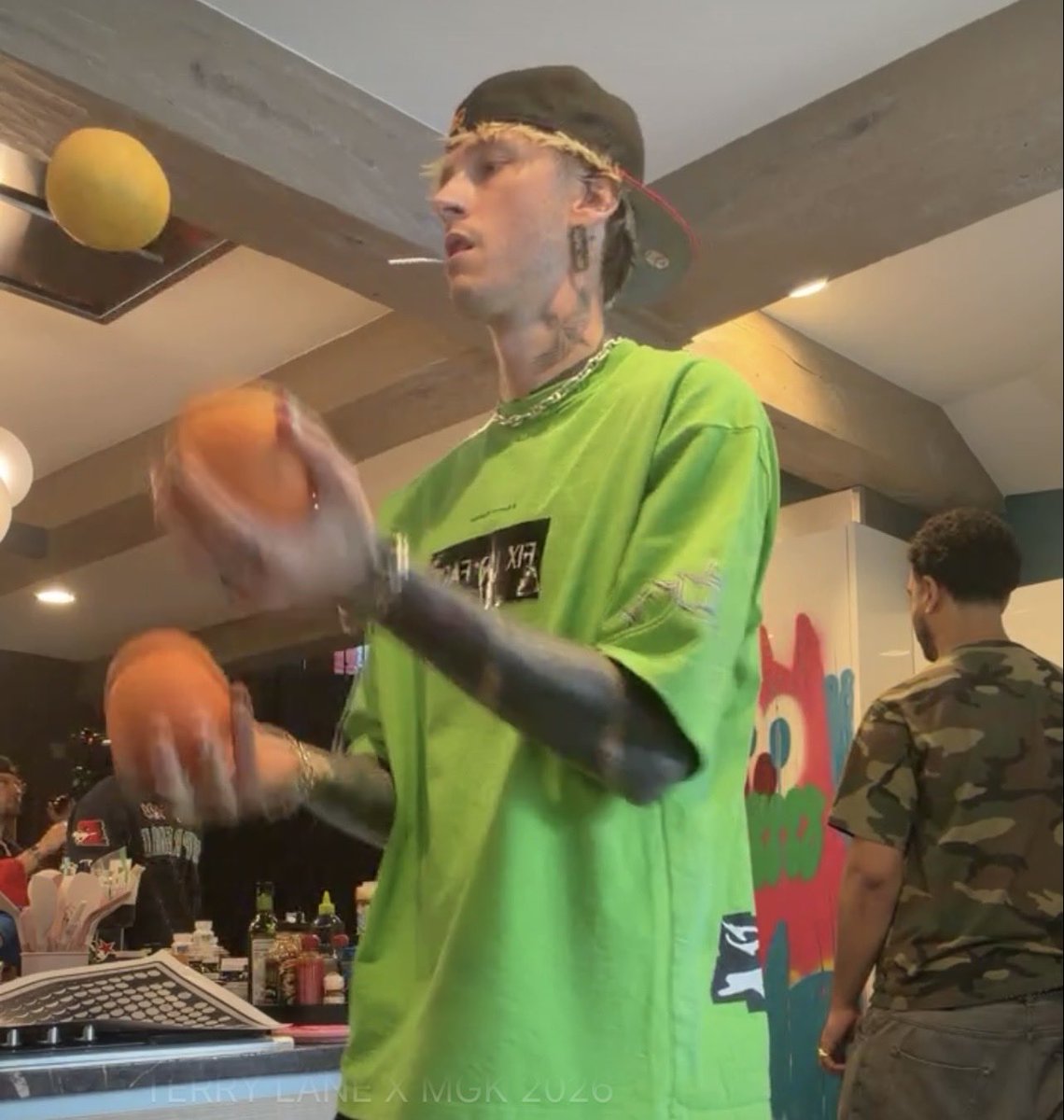 alinah xx tweet media