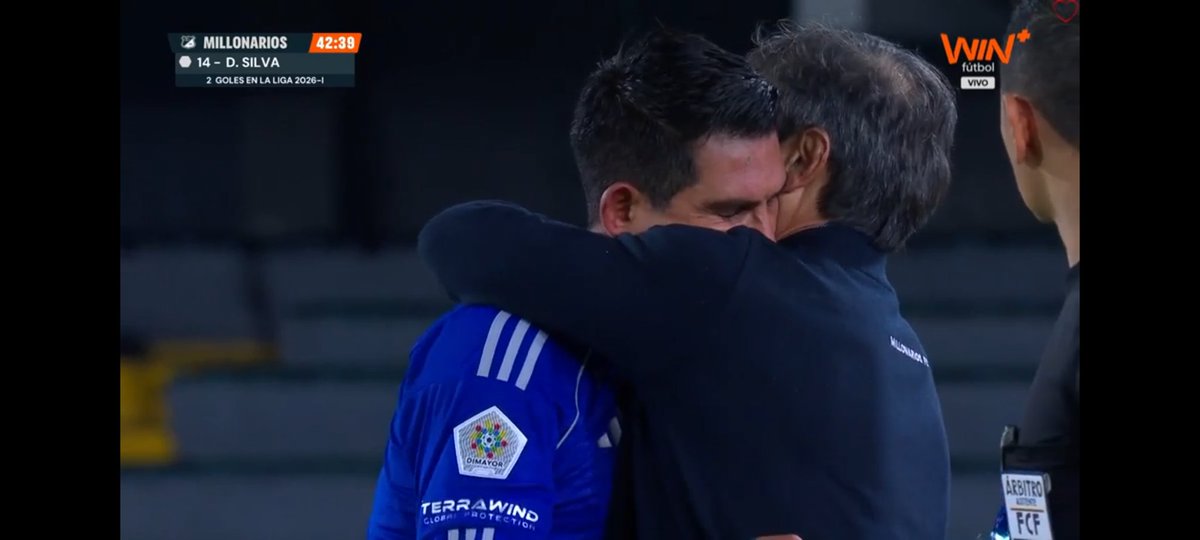 <a href="/MillosFCoficial/">Millonarios FC</a> Para los que decían que Macka le estaba haciendo el cajón a Bustos.