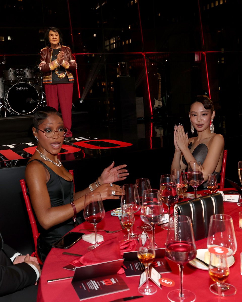 JumpTrailers's tweet image. 4K | Keke Palmer and JENNIE attend the 2026 TIME100 Gala.

📸 (Getty)