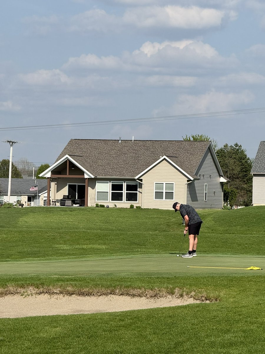 DeKalbGolf's tweet photo. Barons pick up another win !!! DK 156 Woodlan 176. Leading the Barons a co- medalist Easton Armstrong 38 Elec Kimball 38  AJ Shambaugh 40 Logan Hartsough 40 Luke Petre 45 Maddox Brockhouse 46. Jv also pick up a win, Leading the JV Jonathyn Grimm 46 , Next up Brookwood on Sat. https://t.co/cGGJj0a32A