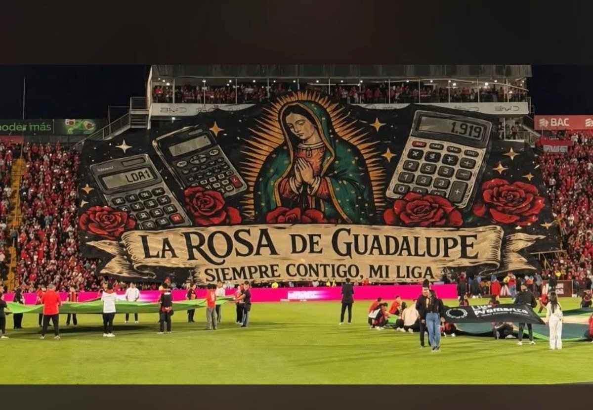 @cris525cr tweet media