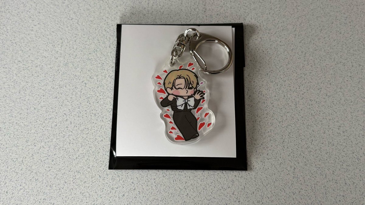 もちこ tweet media