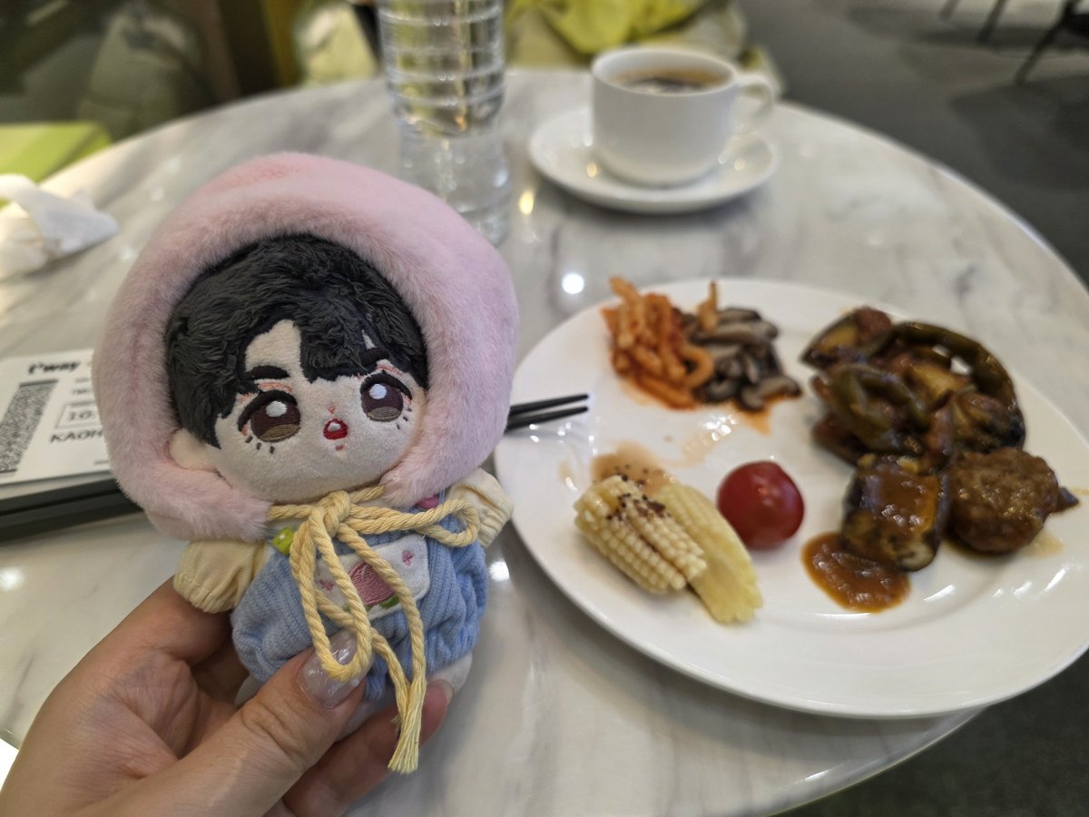 찌잉✨ tweet media