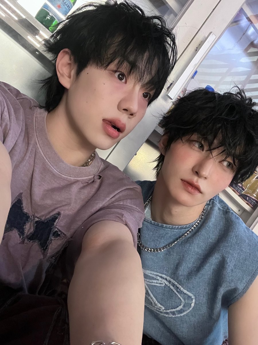 E'LAST(엘라스트) tweet media