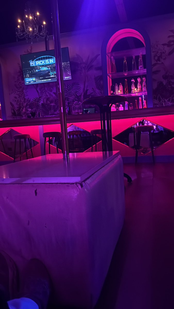 WMahbeer49037's tweet image. Right where I belong. #expand