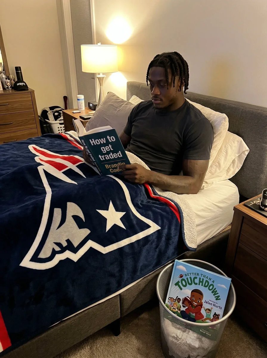 PolymarketBlitz's tweet photo. AJ Brown right now. https://t.co/eIFyISsh0S
