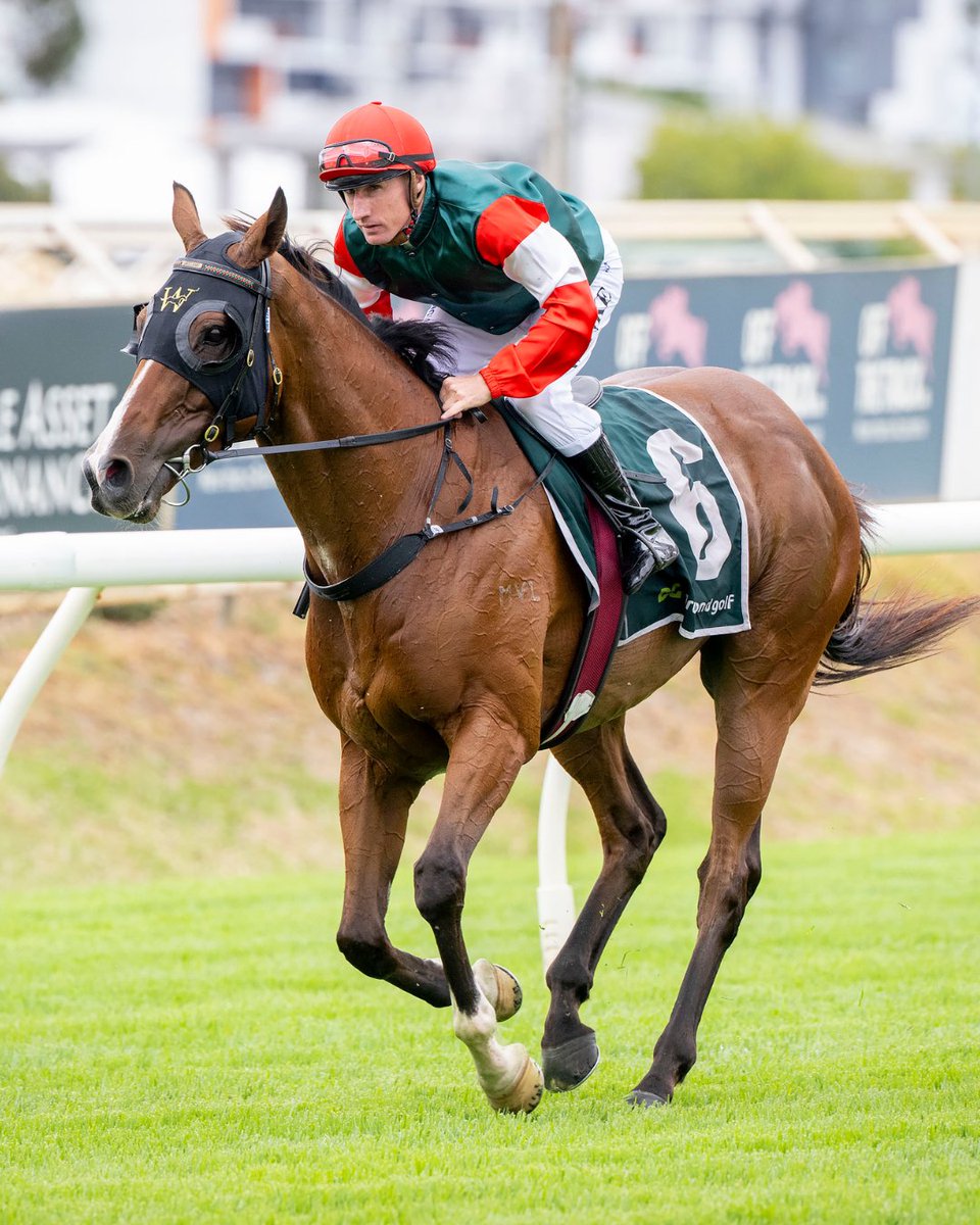 Perth Racing tweet media