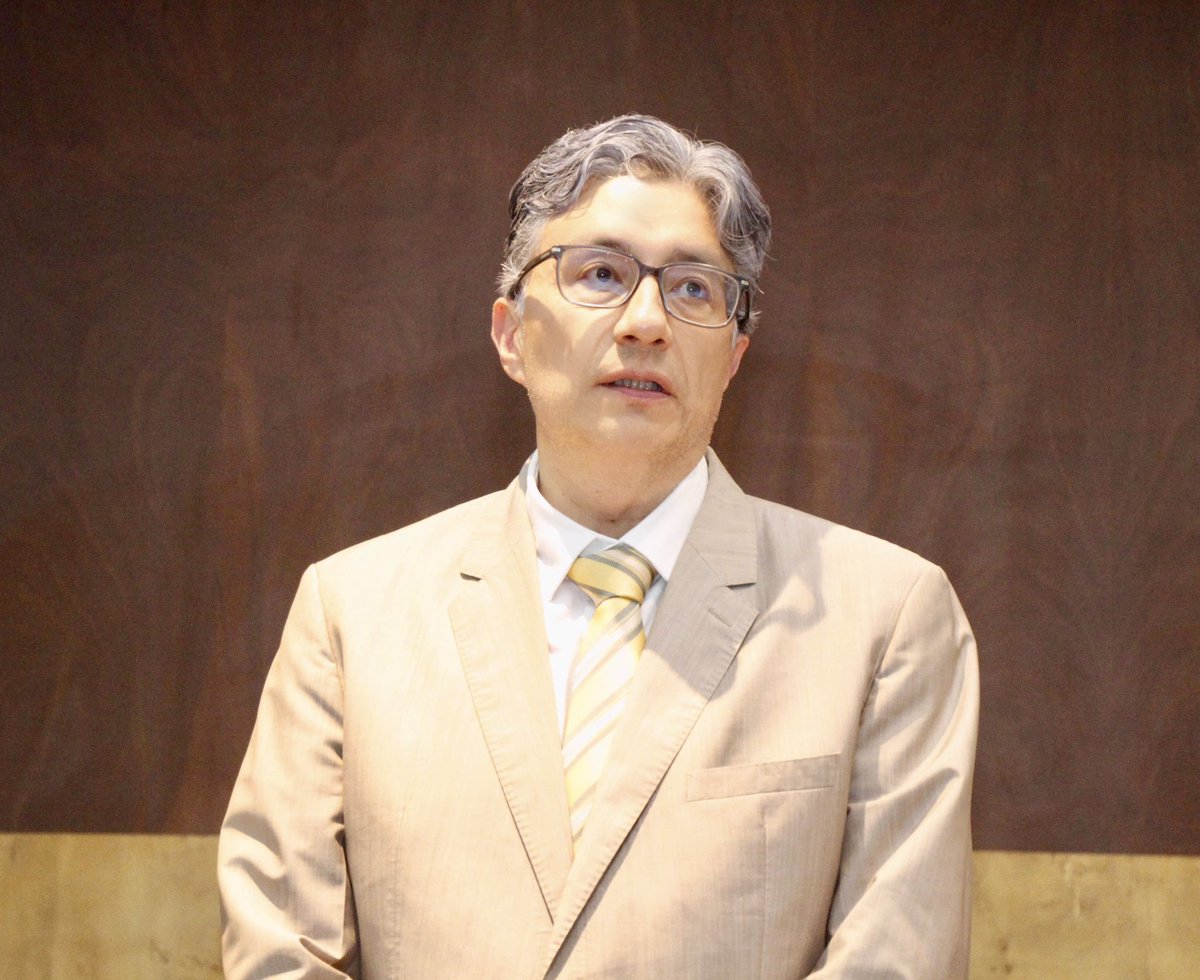 CorteNacional's tweet photo. 👨🏻‍⚖️👩🏻‍⚖️ La Corte Provincial de Justicia del Guayas @CorteGuayas, conmemora el Bicentenario de su creación. 
Bajo este contexto, el Presidente (e) de la @CorteNacional de Justicia, Dr. Marco Rodríguez; el Dr. Alejandro Arteaga, Presidente Subrogante (e) y la Dra. Mercedes Caicedo @mechascaicedo, Presidenta de la #SalaPenalCNJ, participaron en la Sesión Solemne por los 200 años de vida institucional.