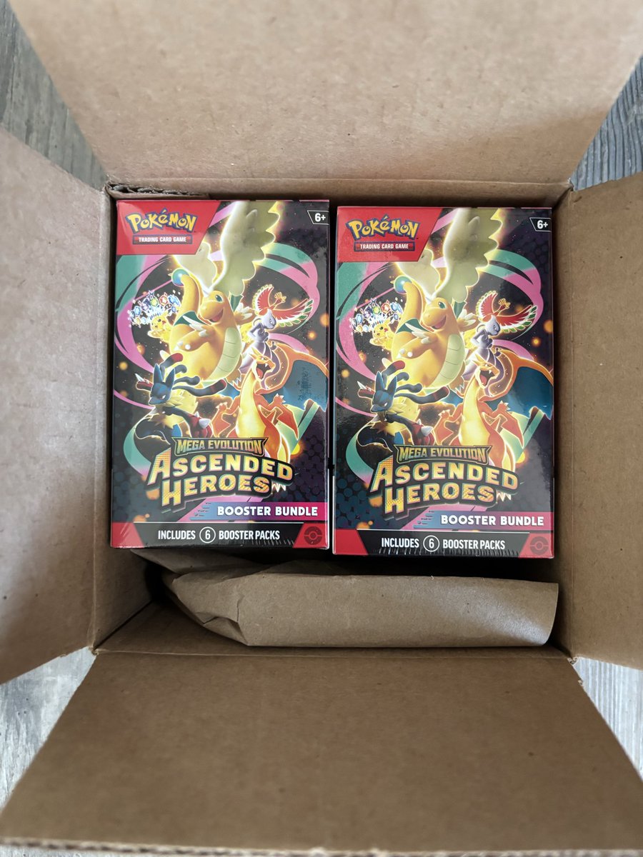CollectiN2's tweet photo. Thanks @Pokemon Center! Been waiting on these for a longtime! https://t.co/SSJpePAFPJ