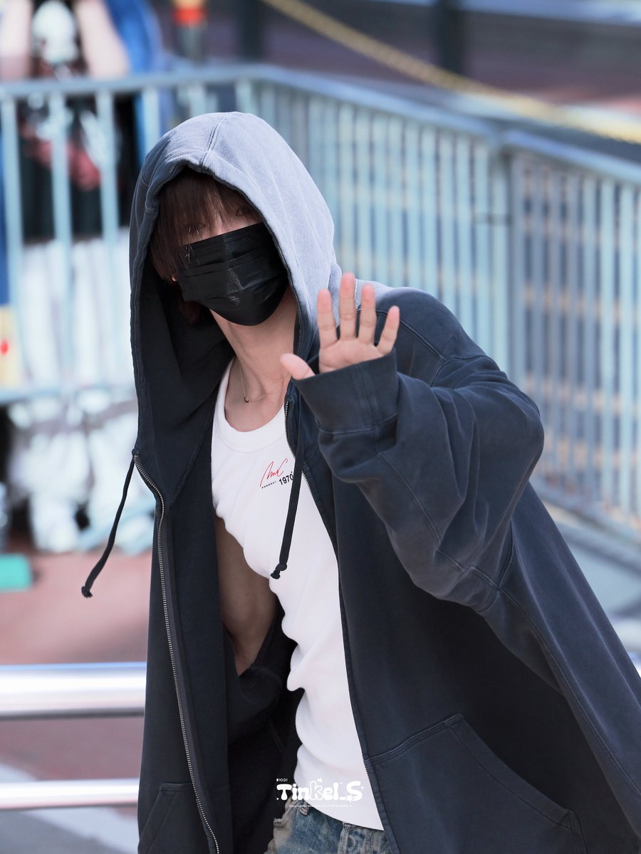 260424

HD01

#K #ケイ #케이 #andTEAM_K