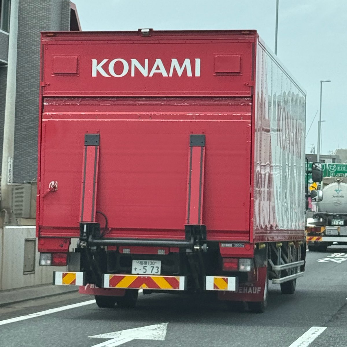 tpok🧋 tweet media