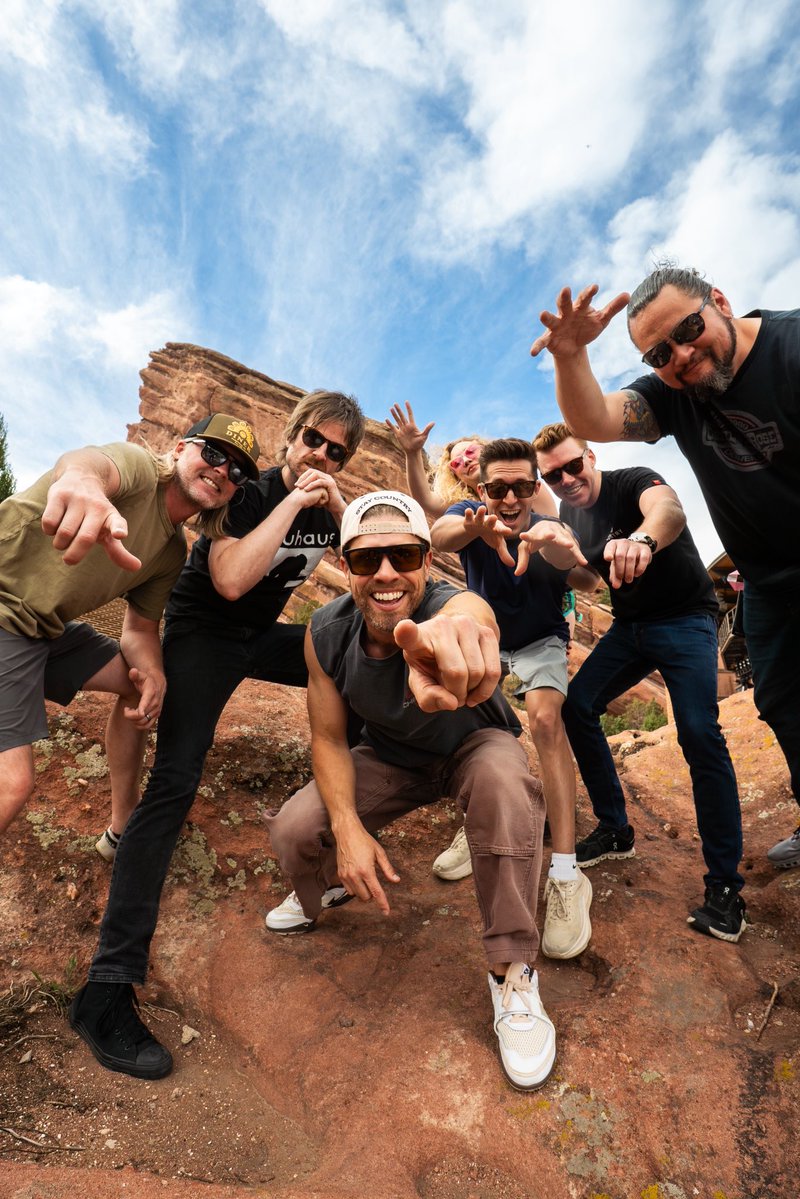 dustinlynch's tweet photo. Before the storm… @RedRocksCO https://t.co/o62jmqdh1N