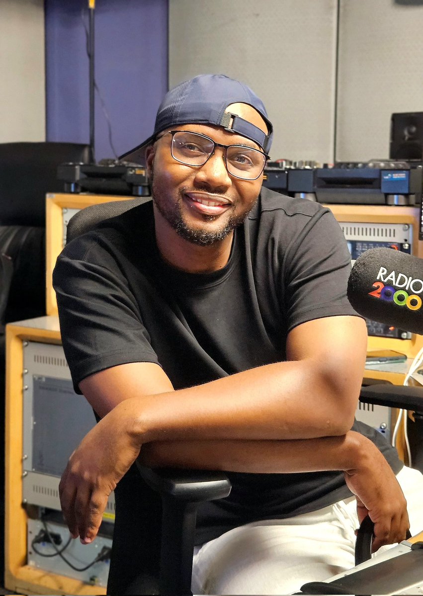 StephenSte15433's tweet image. A very good morning my chomi my chomi AB dacosta @AB_Broadcaster welcome back.#Firstlight #Radio2000. I love music, I love Radio, I love you 🔥🔥🔥