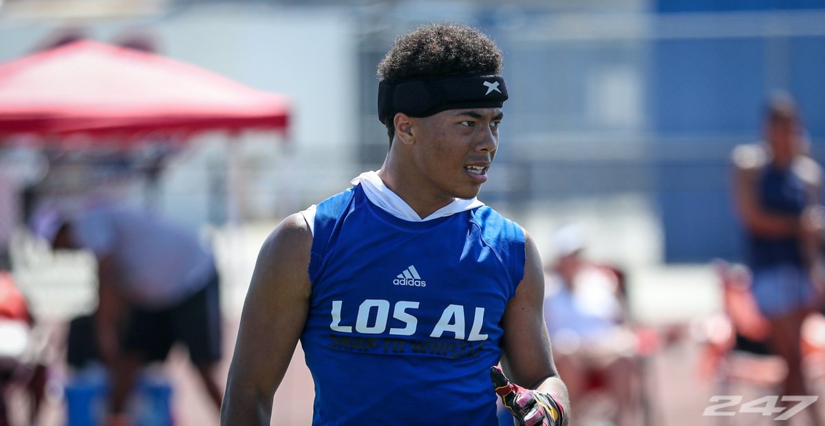 ShotgunSpr's tweet image. Congratulations to #USC WR Makai Lemon on being selected in the first round No. 20 overall by the @Eagles!

Congrats as well to Mike, Brandy and the entire Lemon family. Philly fans are going to love Makai. He fits the city's ethos perfectly.