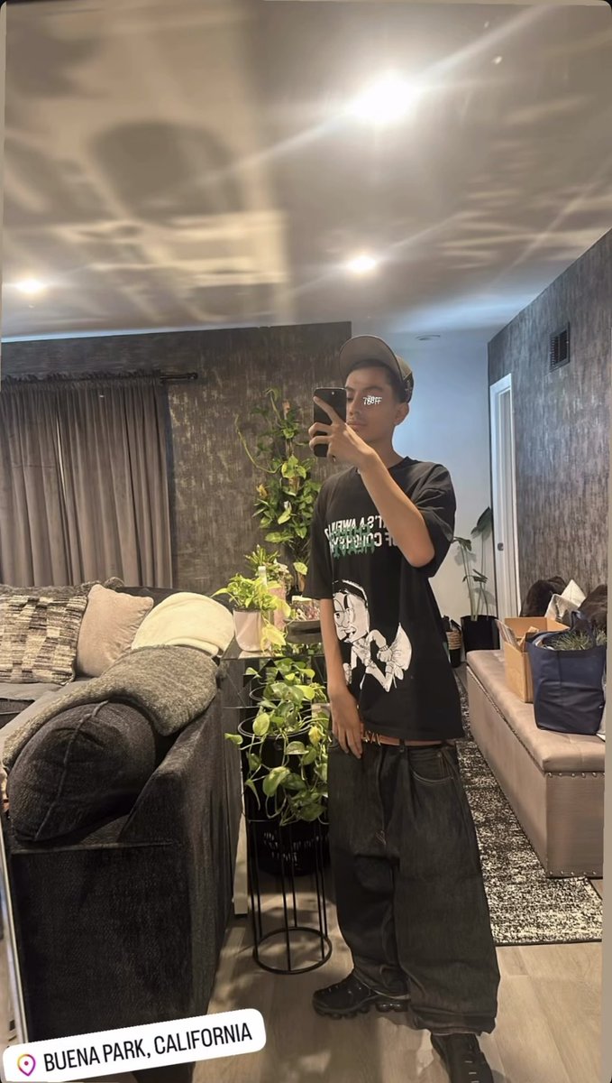 Yofavchin064316's tweet image. #tall #skinny #joint ladies tapn #latinas #la #oc #bigdick