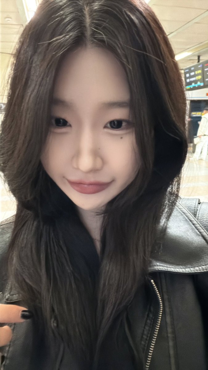 lbxdxl's tweet photo. 트친들아 안뇽
인생 노잼시기 와서 사는 게 빡빡해 ㅠ.ㅠ
자주 들어올게 쪽 .. ♡ https://t.co/kKEHgU1qdJ