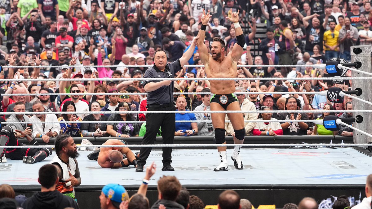 MegastarStudded's tweet photo. After the ass-whooping, me and the Uso put on these boys at Mania. I’m not even sure their nuts and bolts are aligned. 

But that’s not the Megastar problem. Let’s go ice those wounds. Megastar has World title dreams and I’m gonna chase em. https://t.co/rh83pfyFoG