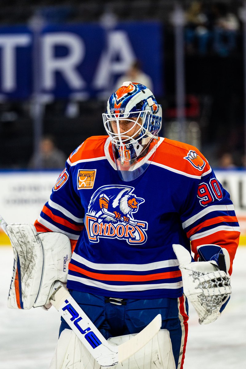 Condors's tweet image. Puck is down, game is on! Watch AHLTV on Flo Hockey!📺 flosports.link/3SXnuaw

#Condorstown | #ClawsOut