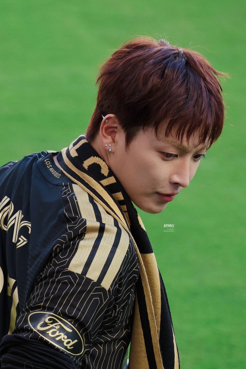 260422 HD
우리쭝자님⚽️💛🖤

#에이티즈 #ATEEZ #홍중 #HONGJOONG
