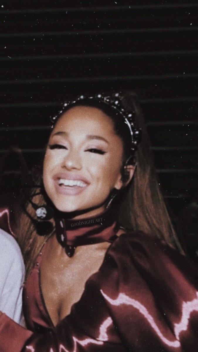 GrandeFan17🧸🤍 tweet media