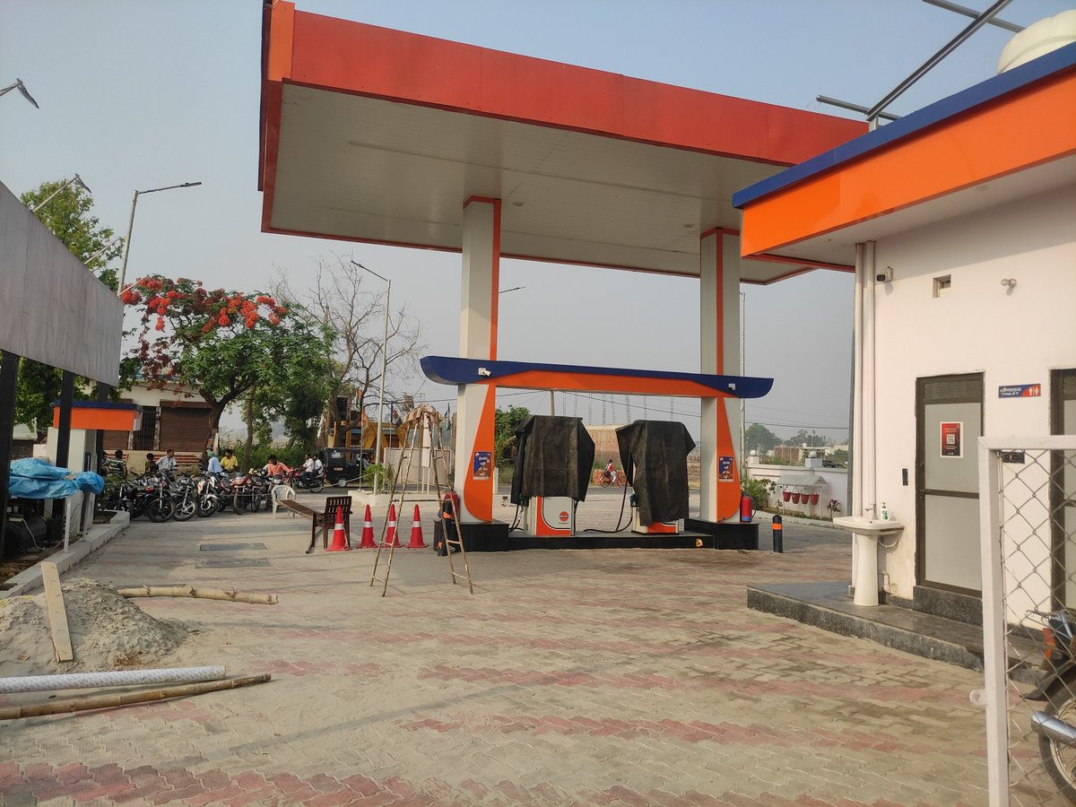 Petrol is not being distributed right now, people are standing for many hours, Banjarhawa Indian Oil Pump Dumriyaganj please get this resolved and provide petrol, there is a lot of problem, <a href="/IndianOilcl/">Indian Oil Corp Ltd</a> <a href="/cpgrams/">Public Grievance CPGRAMS</a> <a href="/Uppolice/">UP POLICE</a> <a href="/UPGovt/">Government of UP</a> <a href="/ultachasmauc/">Ulta Chasma Uc</a> <a href="/bstvlive/">भारत समाचार | Bharat Samachar</a> <a href="/dmsid1/">DM Siddharthnagar</a> <a href="/PetroleumMin/">Ministry of Petroleum and Natural Gas #MoPNG</a>