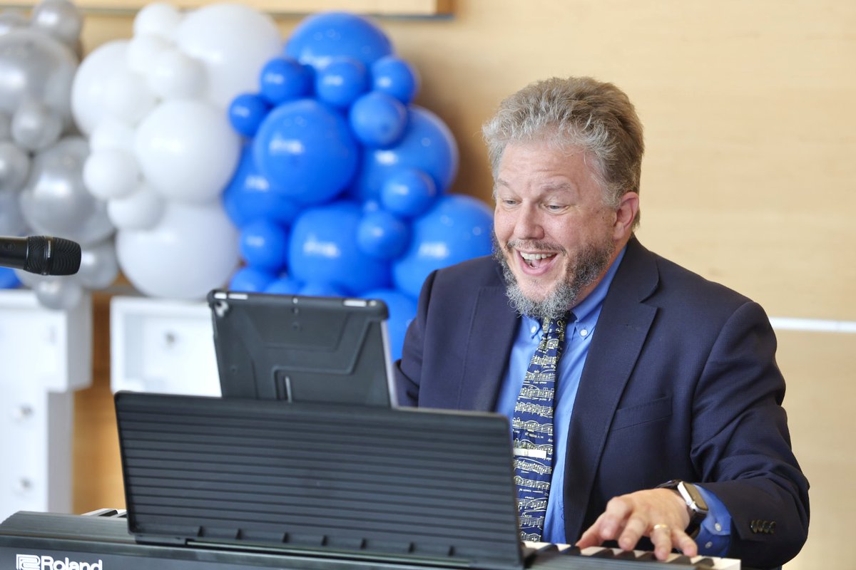 Elizabeth City State University tweet media