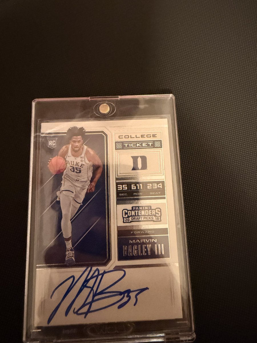 FreeFridayBreaks tweet media