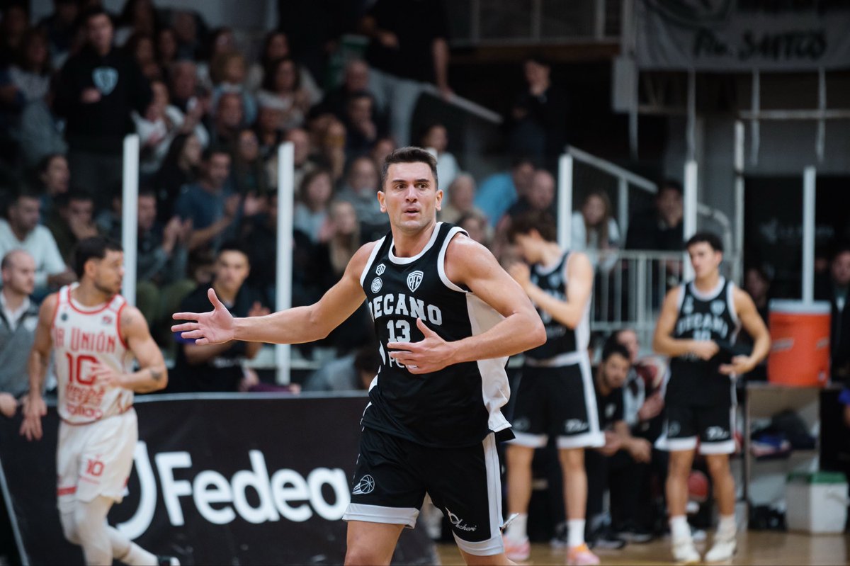 basquet_pfc's tweet image. ¡GANÓ #PICO! 👊🏻

Enorme cierre de juego, típico de playoffs, para derrotar 80-75 a La Unión de Colón y empatar la serie 2-2.

¡Vamos el domingo, Decano querido! ✊🏻

#DalePico ⚫️⚪️⚫️
#LaLigaArgentina 🏀