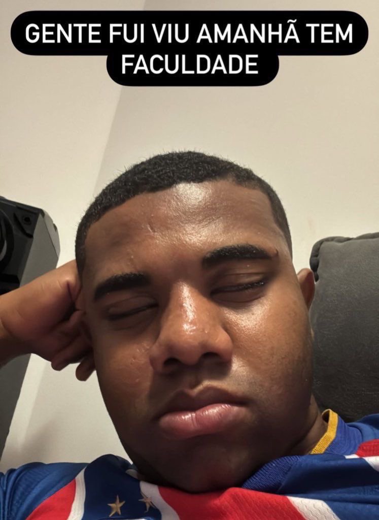 lice sevEN tweet media