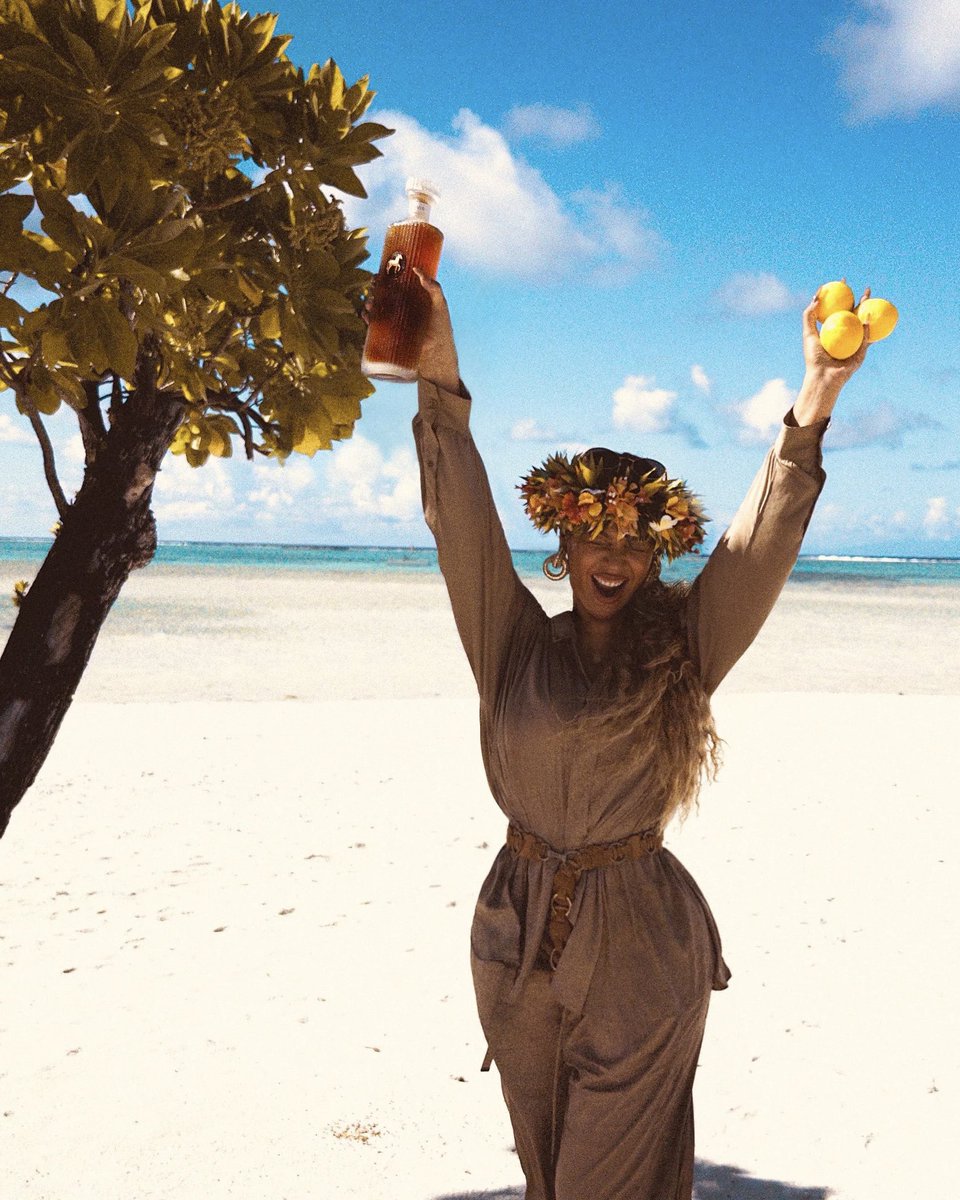 Beyoncé Access tweet media