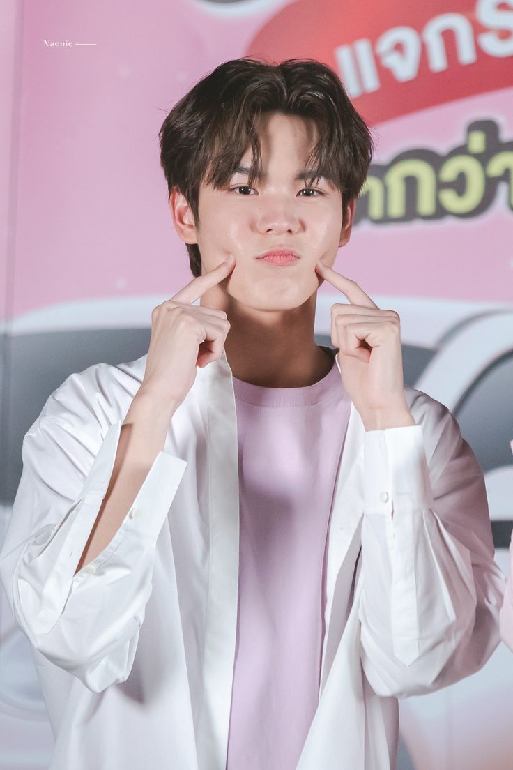 𝐦𝐨𝐳𝐚🥂 tweet media