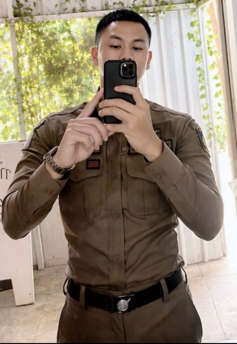 uniform men police suit tweet media