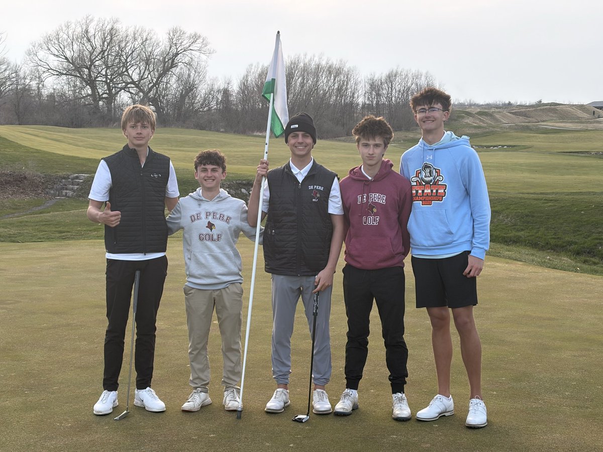 De Pere Golf tweet media