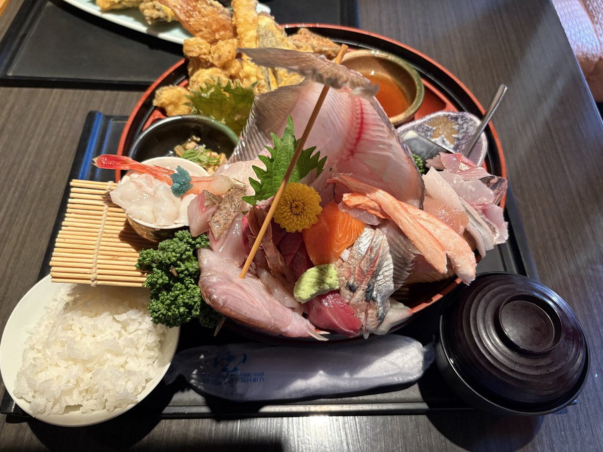 ごはん美味しい😋