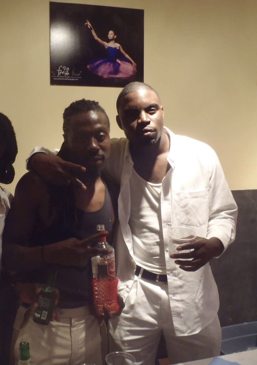 ILL_Y's tweet image. Keep ya head up bro bro 😎 🙏🏿🙏🏿🙏🏿🙏🏿#TBT #FamilyFirst #Circa2014 #Brothers