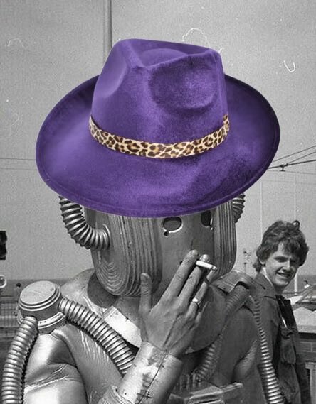 Versace_Trader's tweet photo. @therobotjames @goodalexander @BernieSanders #pimpmode https://t.co/OrqFabpks8