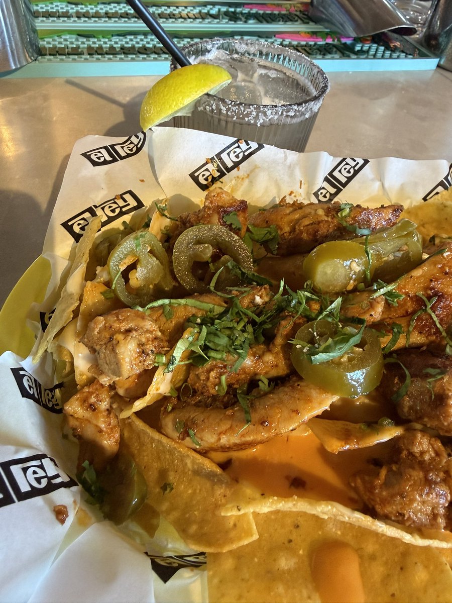 RKoskodan's tweet photo. @BarredinDC Were the draft lines working? They weren’t on Wednesday and many people came and left. Nachos were ok. https://t.co/6xz5tl3z1w