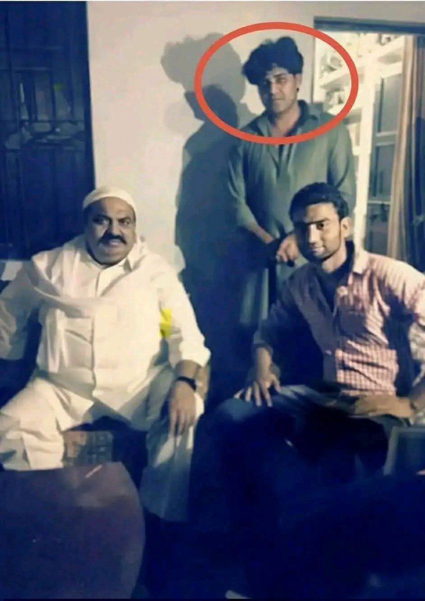 र'खैल केवल औरत नहीं होती कभी कभी कुछ मर्द भी र'खैल होते हैं।

पहचाना कौन कॉमेंट्स में जवाब दे ?
