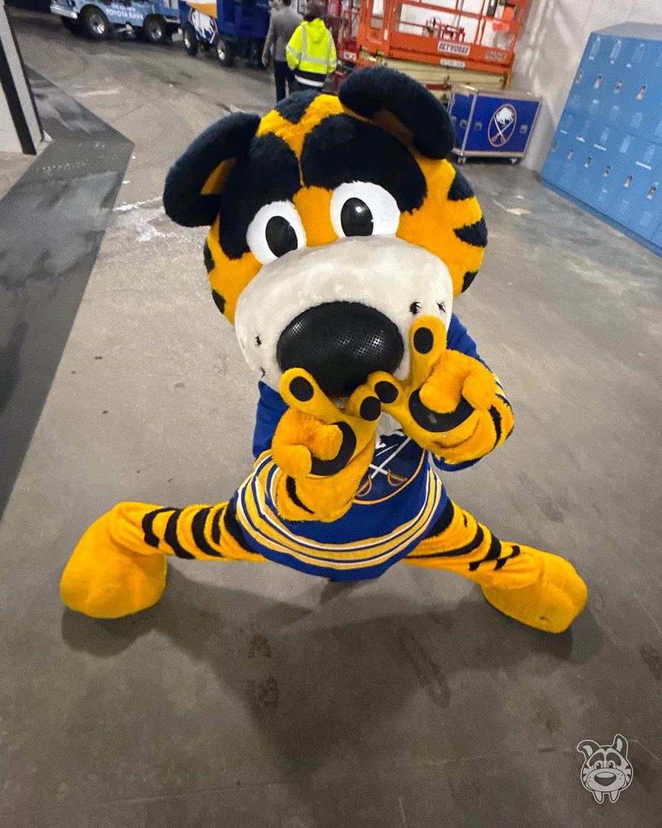 y - Sabretooth tweet media