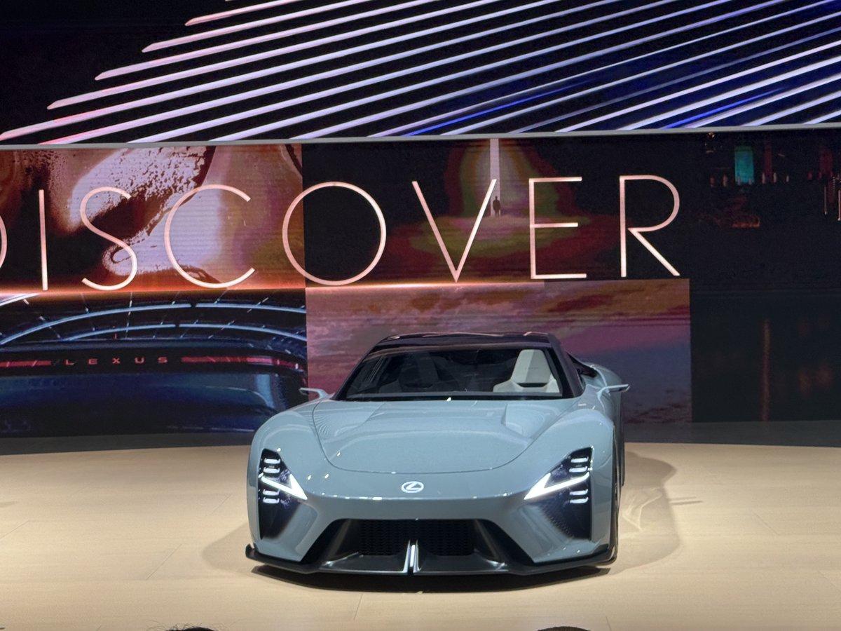 MotorFanweb's tweet image. 北京モーターショー。レクサスのプレカンは新型ES推し。それからレクサスLFAコンセプト！

#北京モーターショー
#lexus