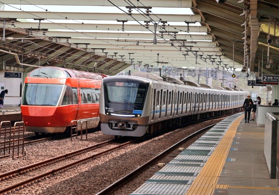 箱根鐵道 tweet media