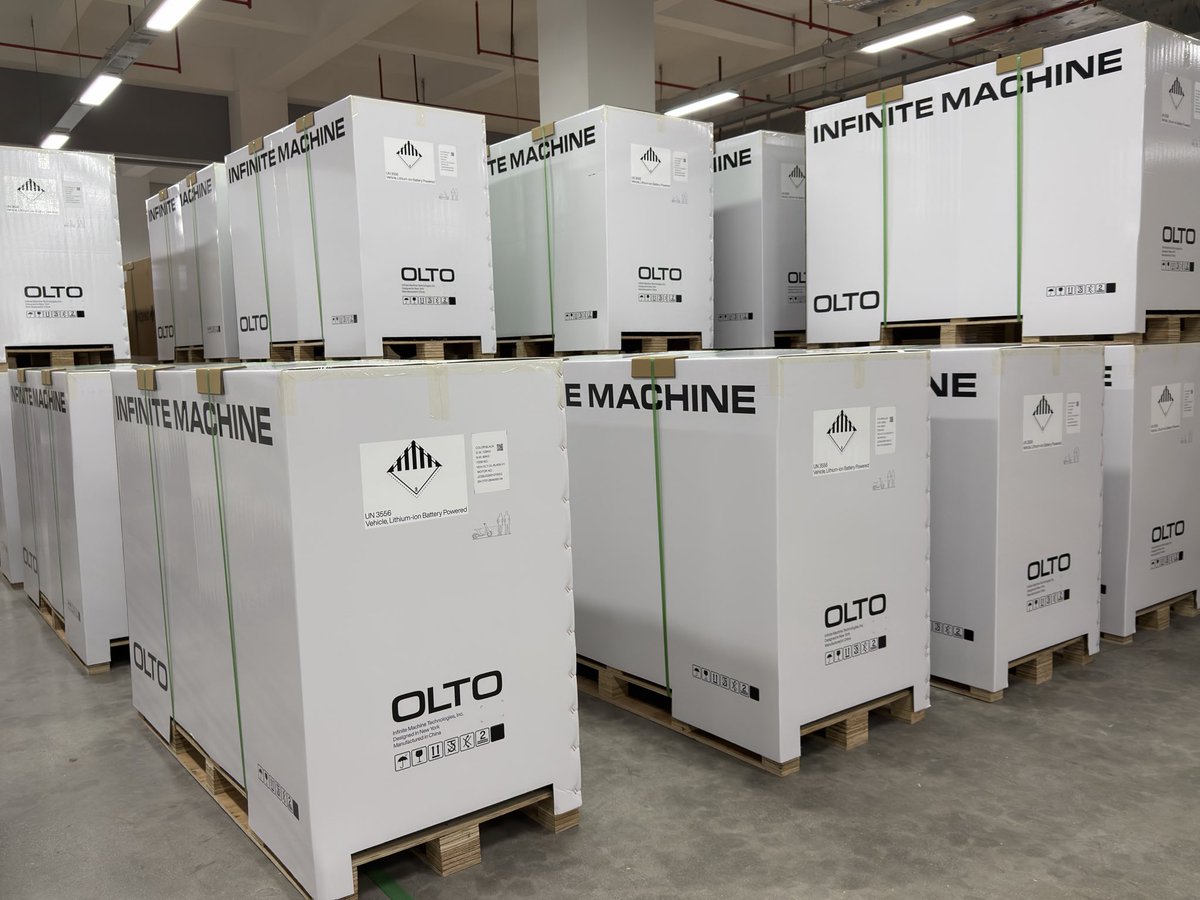 Joseph Cohen tweet media