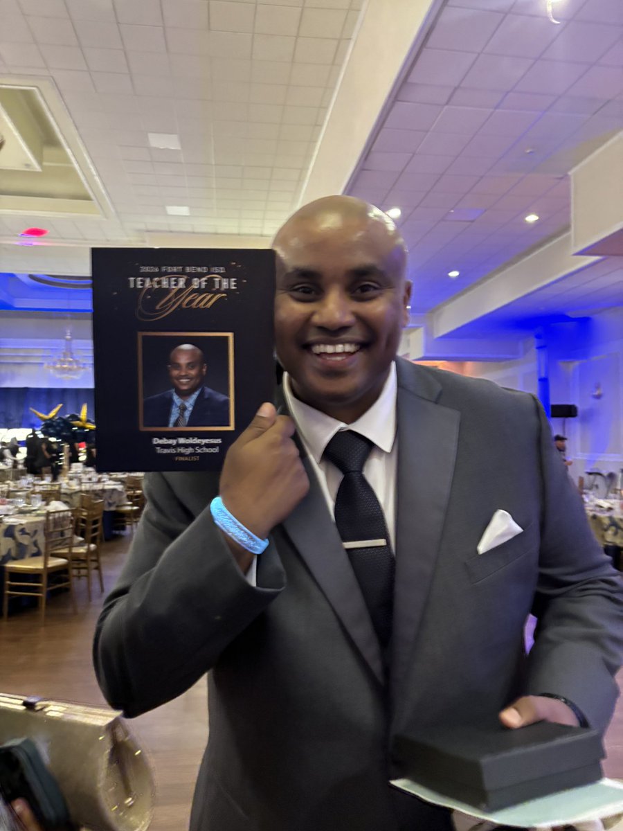 Mrs. Russell tweet media